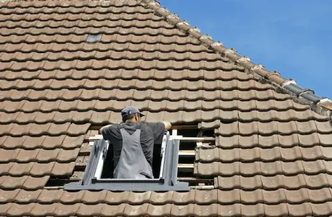 Pose de velux - Saint-Cyr-en-Val